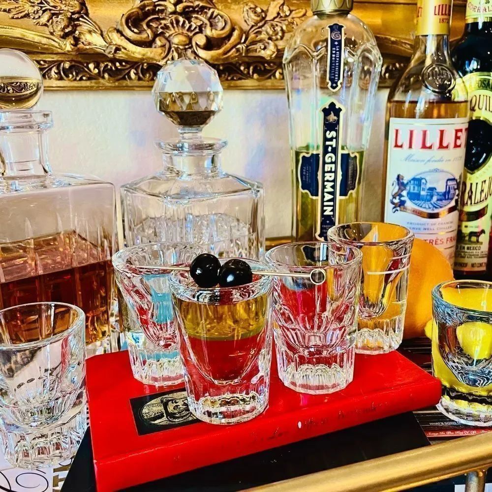 ♥️ 6 vintage mid century thick heavyweight shot glasses, PRICE FIRM.